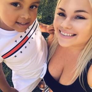 Meet your Posher, Tori